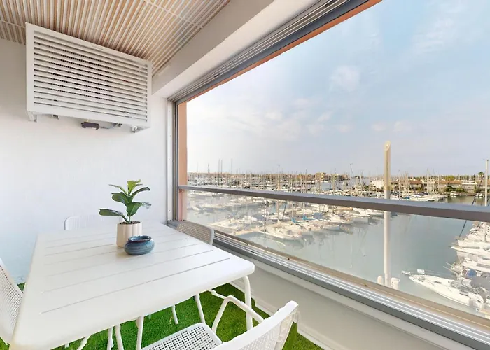 Magnifique Avec Vue Exceptionnelle Sur Le Port , Dernier Etage Terrasse Parking 아파트 *